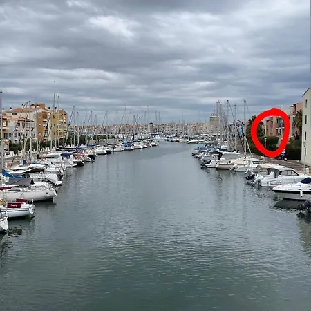 4 Couchages Vue Port Avec Piscine Et Parking Apartment